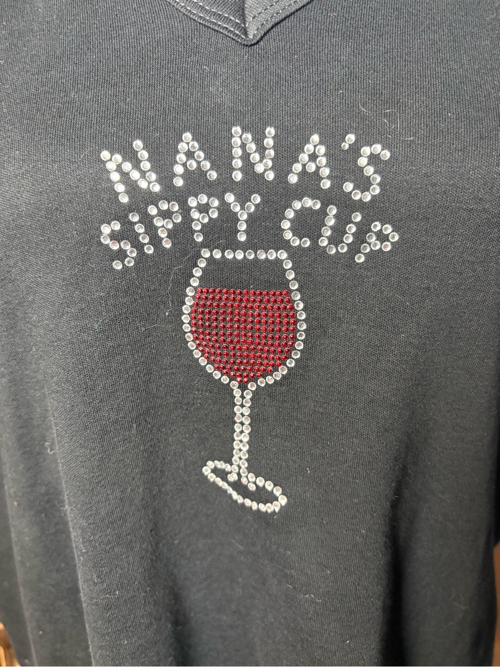 Isaac’s Designs L Nana’s Sippy Cup Rhinestone Wine T-Shirt - Picture 2 of 8